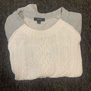 Skyr Women’s Sweater
